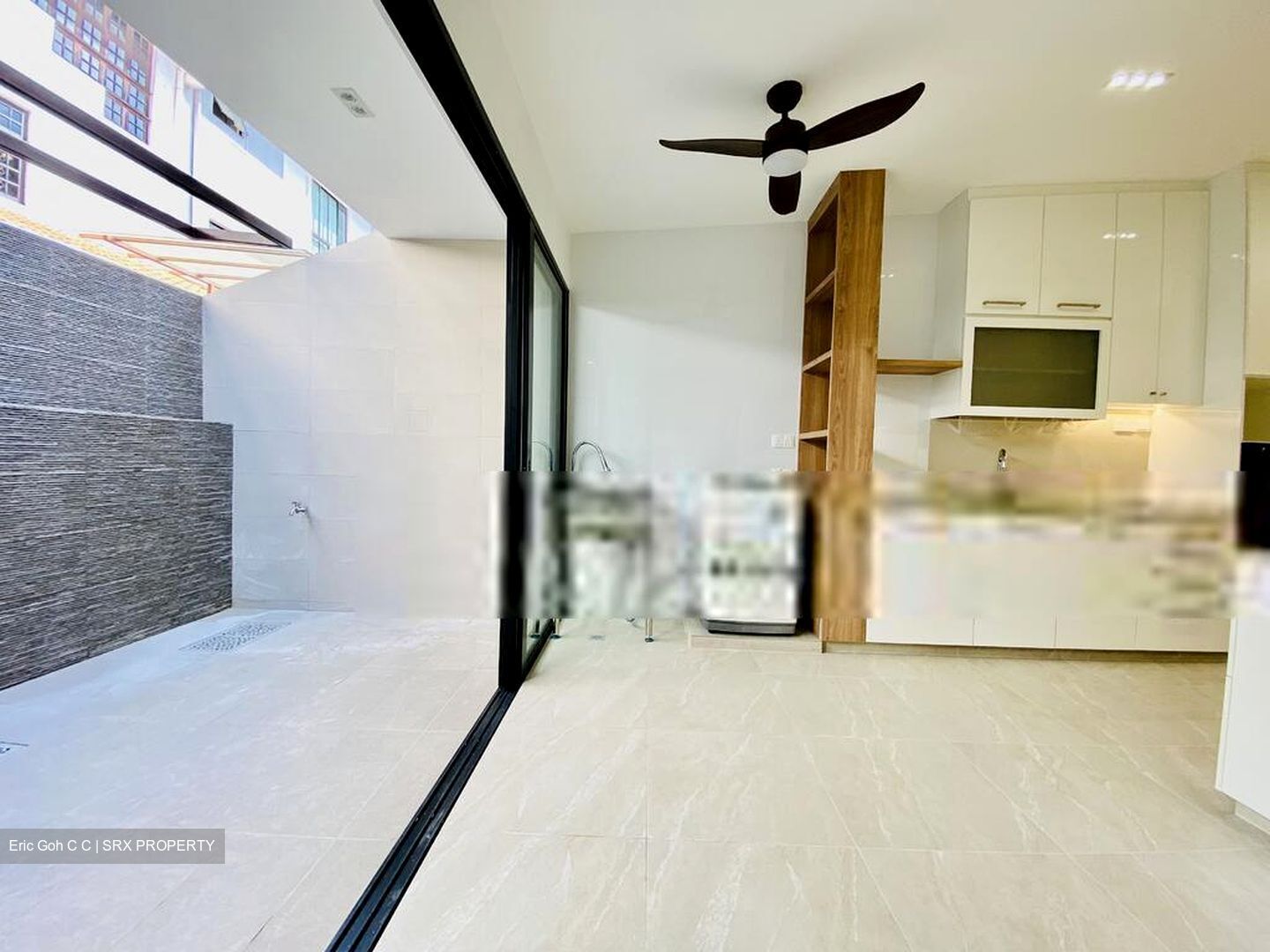 Neo Pee Teck Lane (D5), Terrace #399639371
